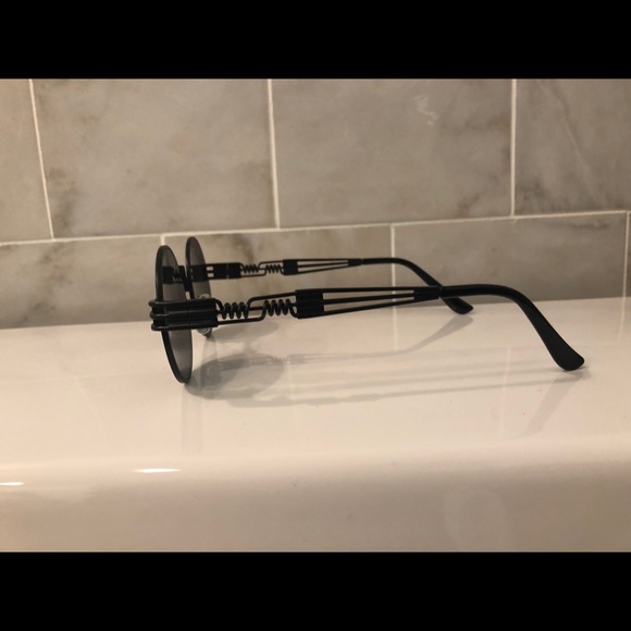 Vintage black Framed Sunglasses